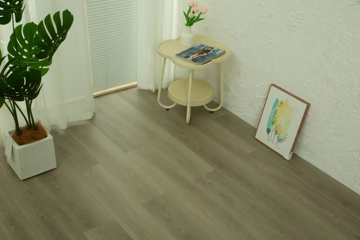 OneFloor SPC ламинат под дерево 5038, 2,245 м²